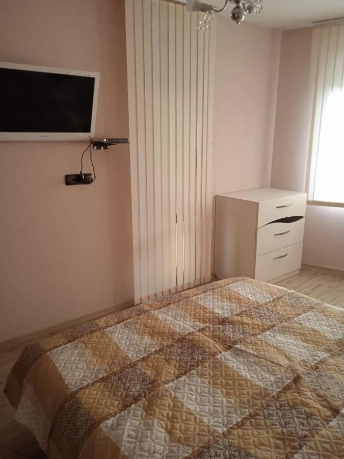 Джессика Апартмент Veliko Tarnovo Kültér fotó