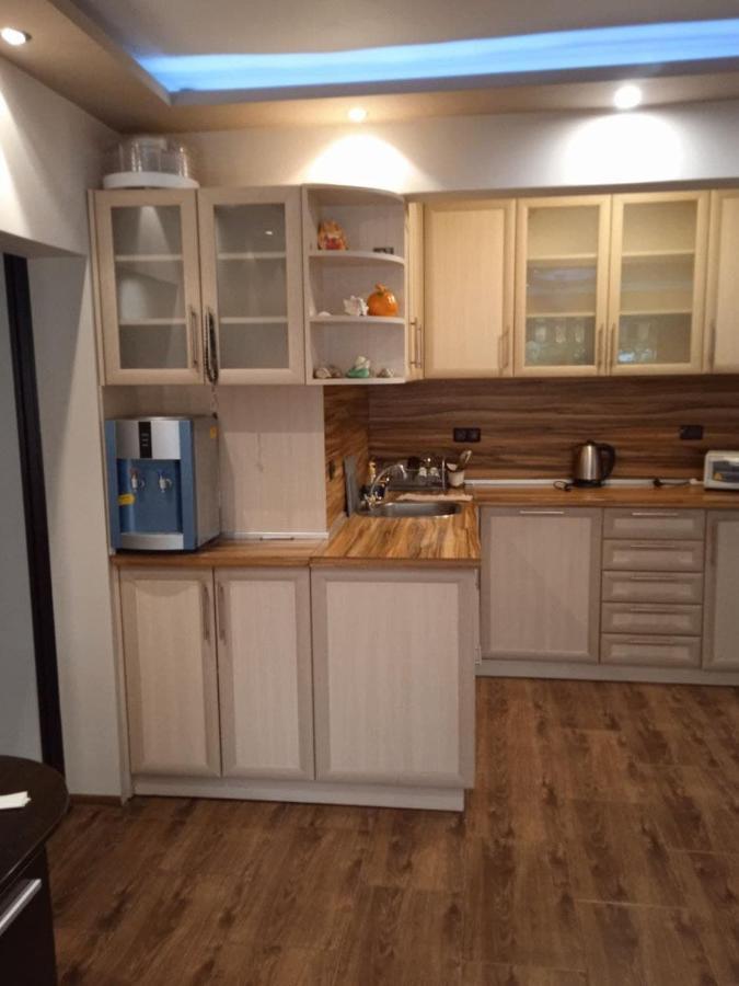 Джессика Апартмент Veliko Tarnovo Kültér fotó